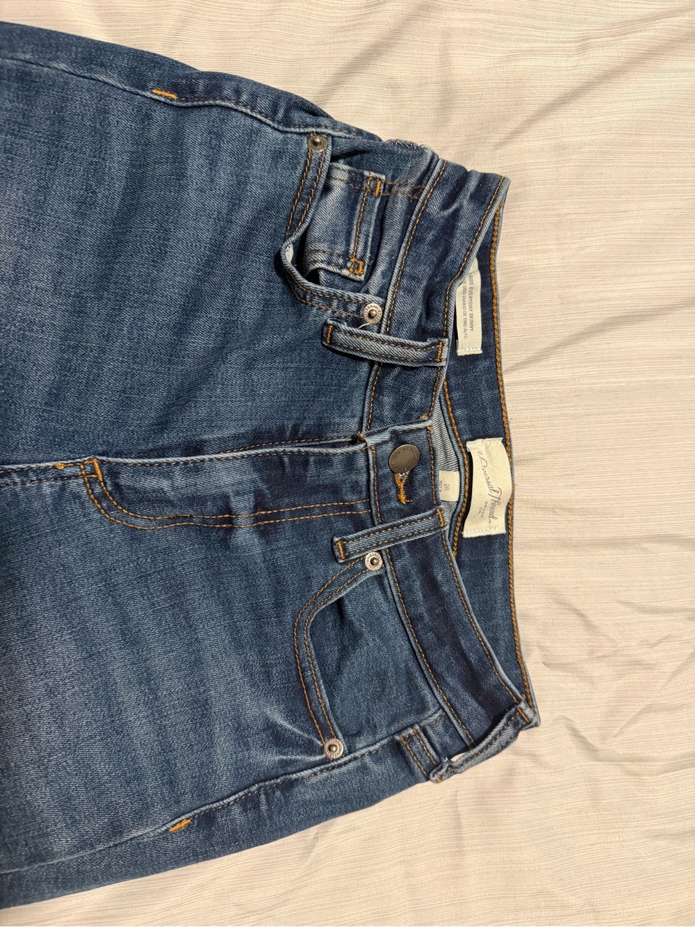 Universal Thread Women's Dark Blue High-Rise Jeans